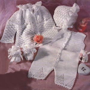 Сhaqueta, mono, zapatitos y gorrito